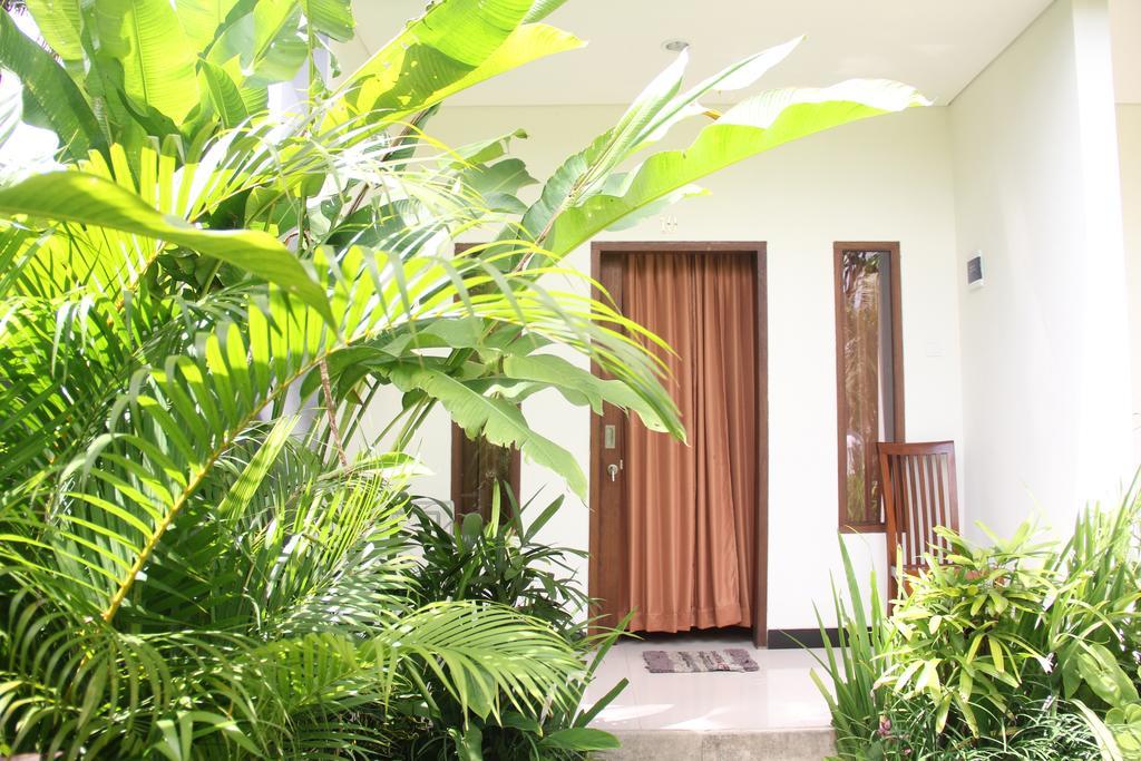 Ryanbagus Guest House Canggu Extérieur photo