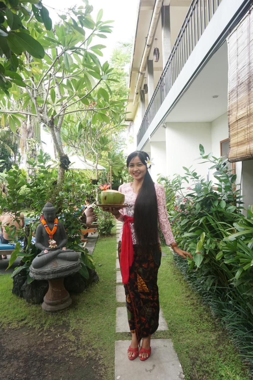 Ryanbagus Guest House Canggu Extérieur photo